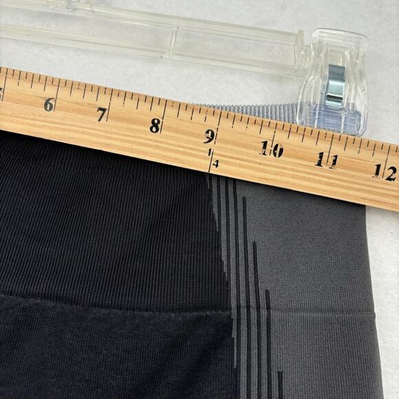 Fabletics Seamless Fusion High Waist 7/8 Leggings Size S Black Gray - Picture 7 of 12